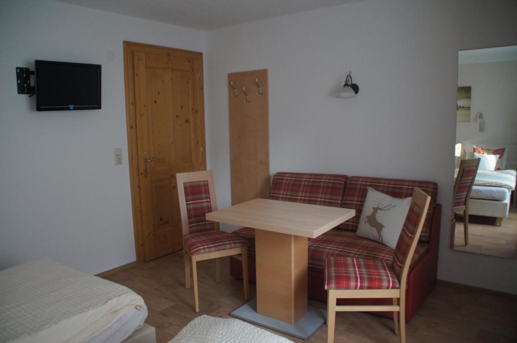 Appartment Sarlo St. Anton am Arlberg Rom bilde